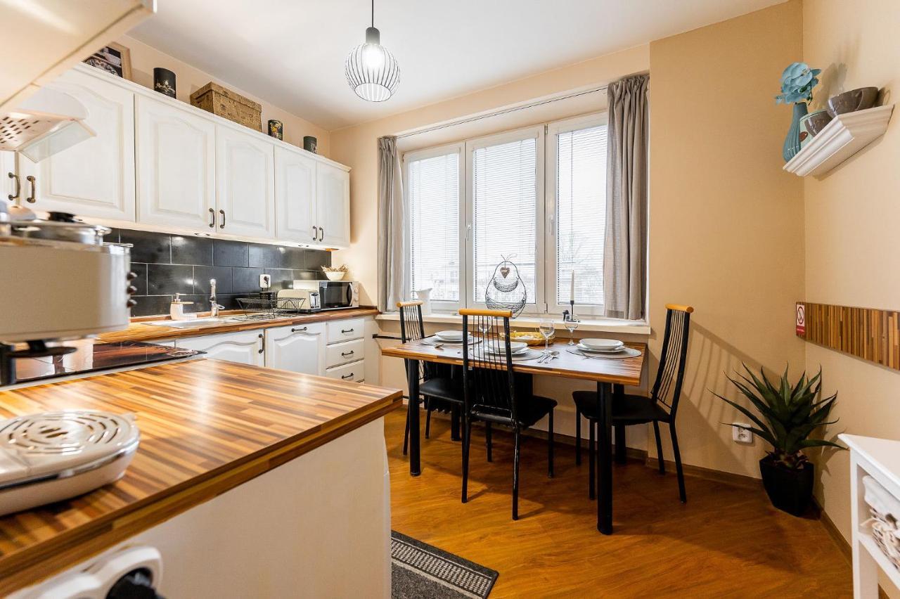 Old Town Vintage Apartment Sturova Kosice Bagian luar foto